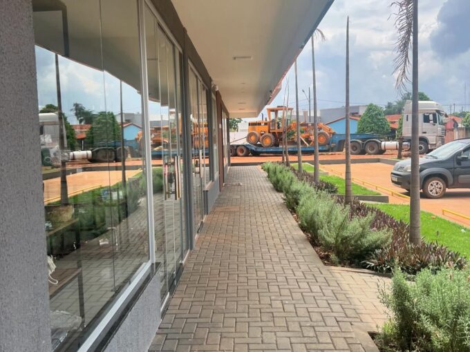 CORREDOR SALAS COMERCIAIS