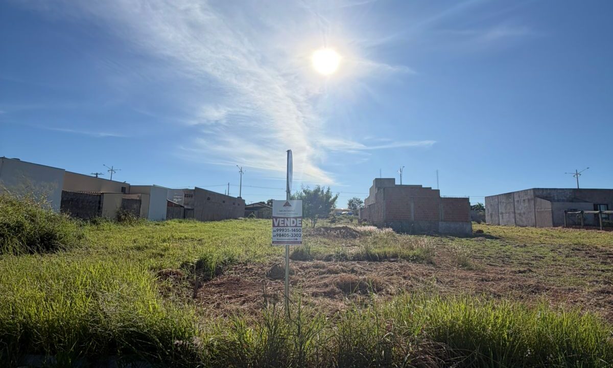 TERRENO Á VENDA