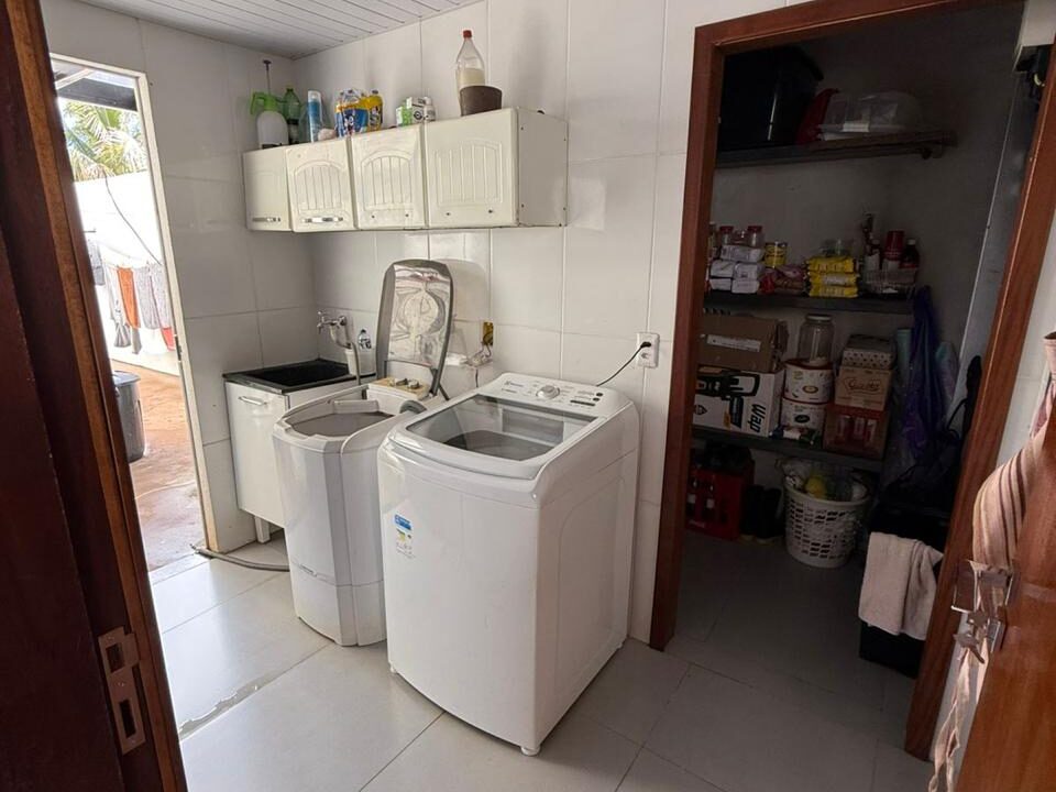 ÁREA DE SERVIÇO
