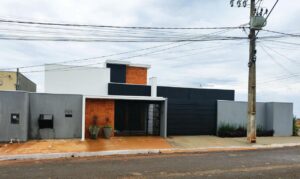 FACHADA DO IMÓVEL