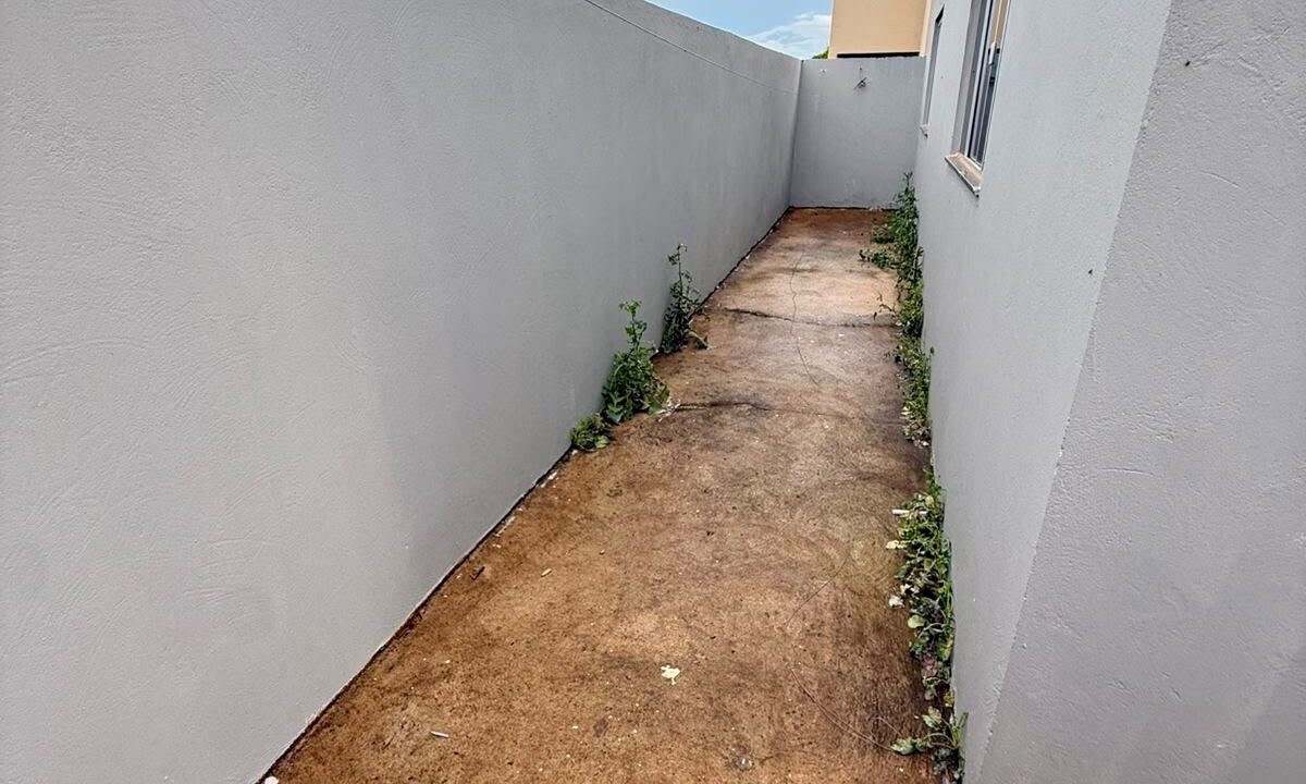 Lateral