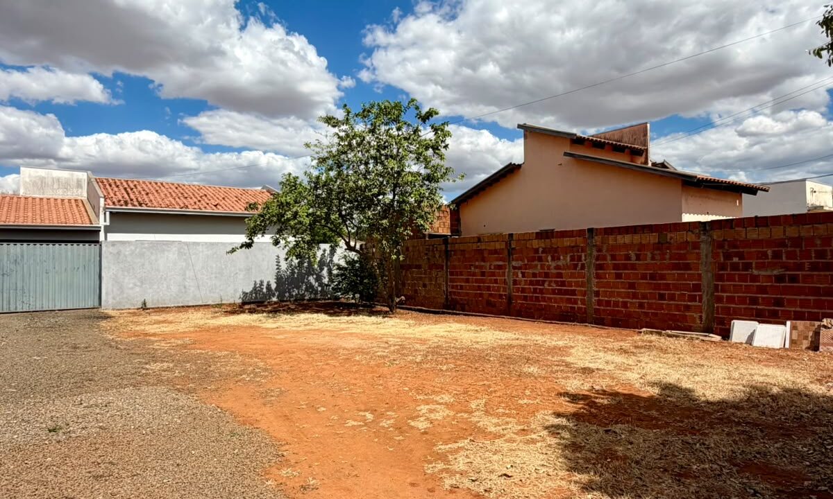 FACHADA IMÓVEL